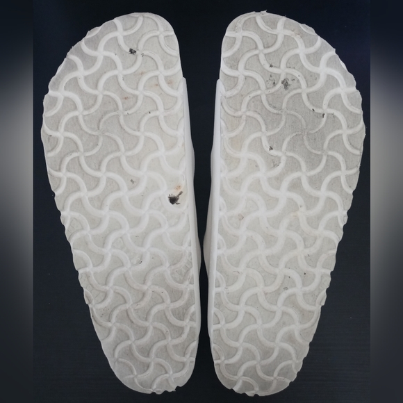 Birkenstock Arizona Slide - Picture 8 of 9